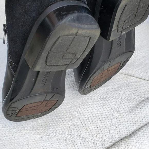 Naot Black Vegan.Booties 10/ 10.5 - Picture 8 of 10